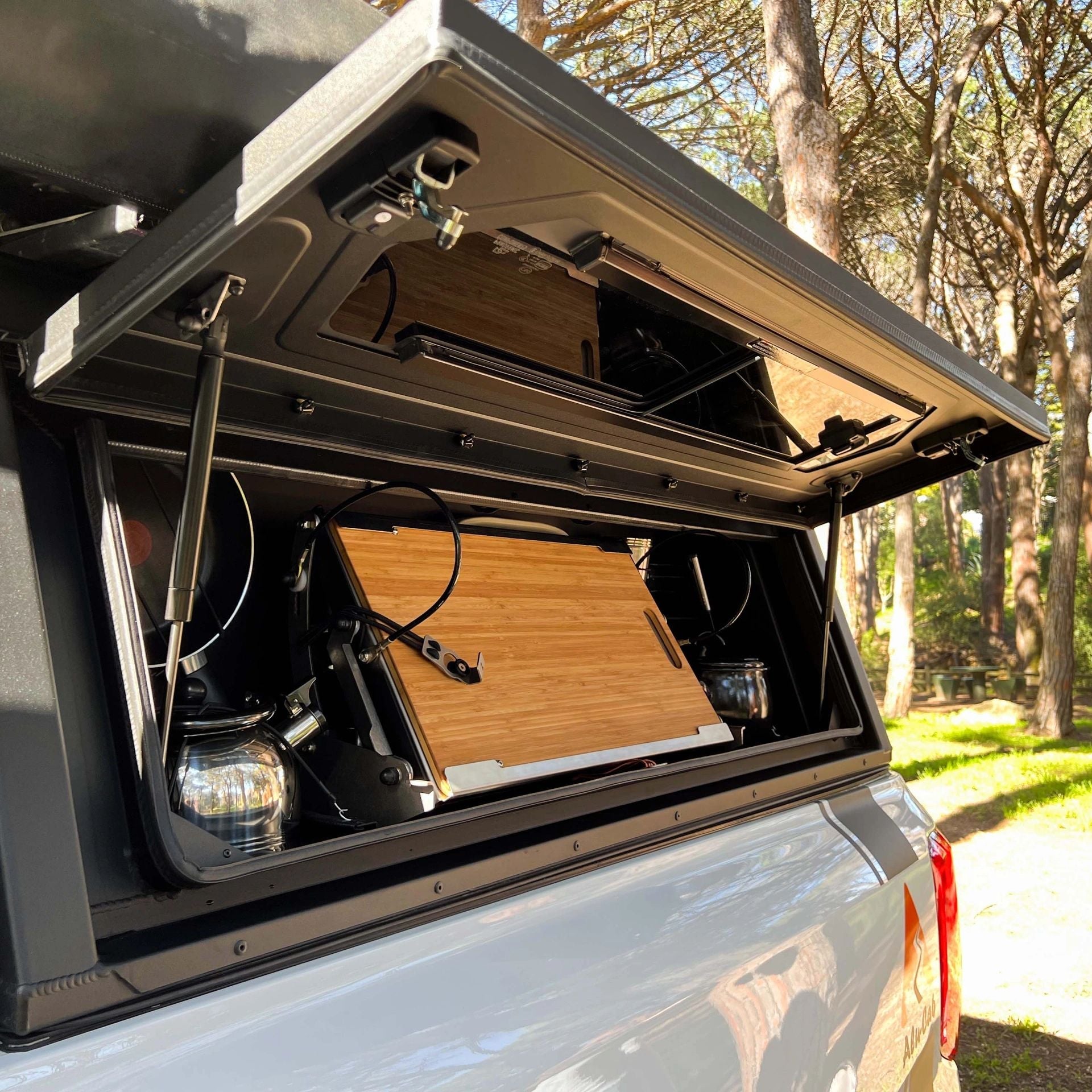 Contour Cupboard Kitchen Kit