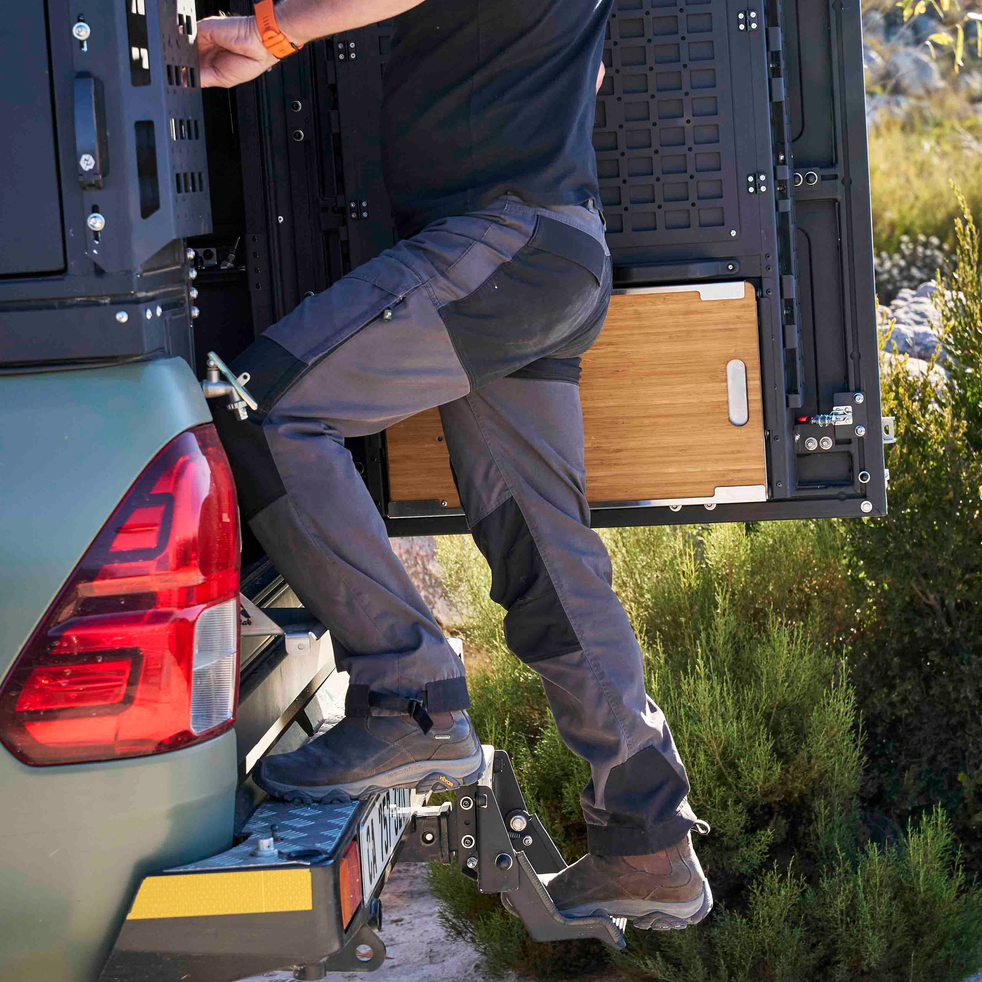 Alu-Cab Tow Bar Step