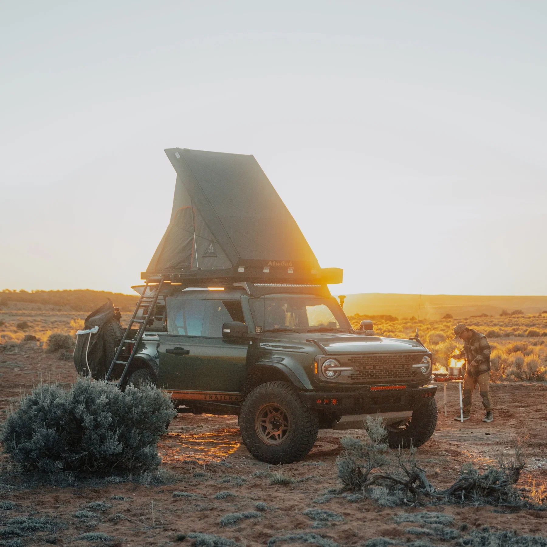 TrailRax HD Tent Mount With 1.5" Rise
