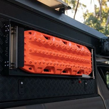 Alu-Cab Recovery Board Mount