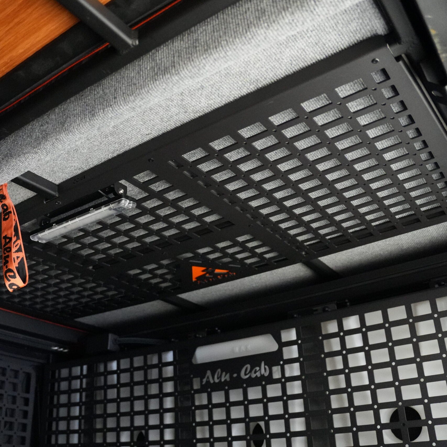Alu-Cab MODCAP & CAMPER MOLLE PLATE - UNDER-BED
