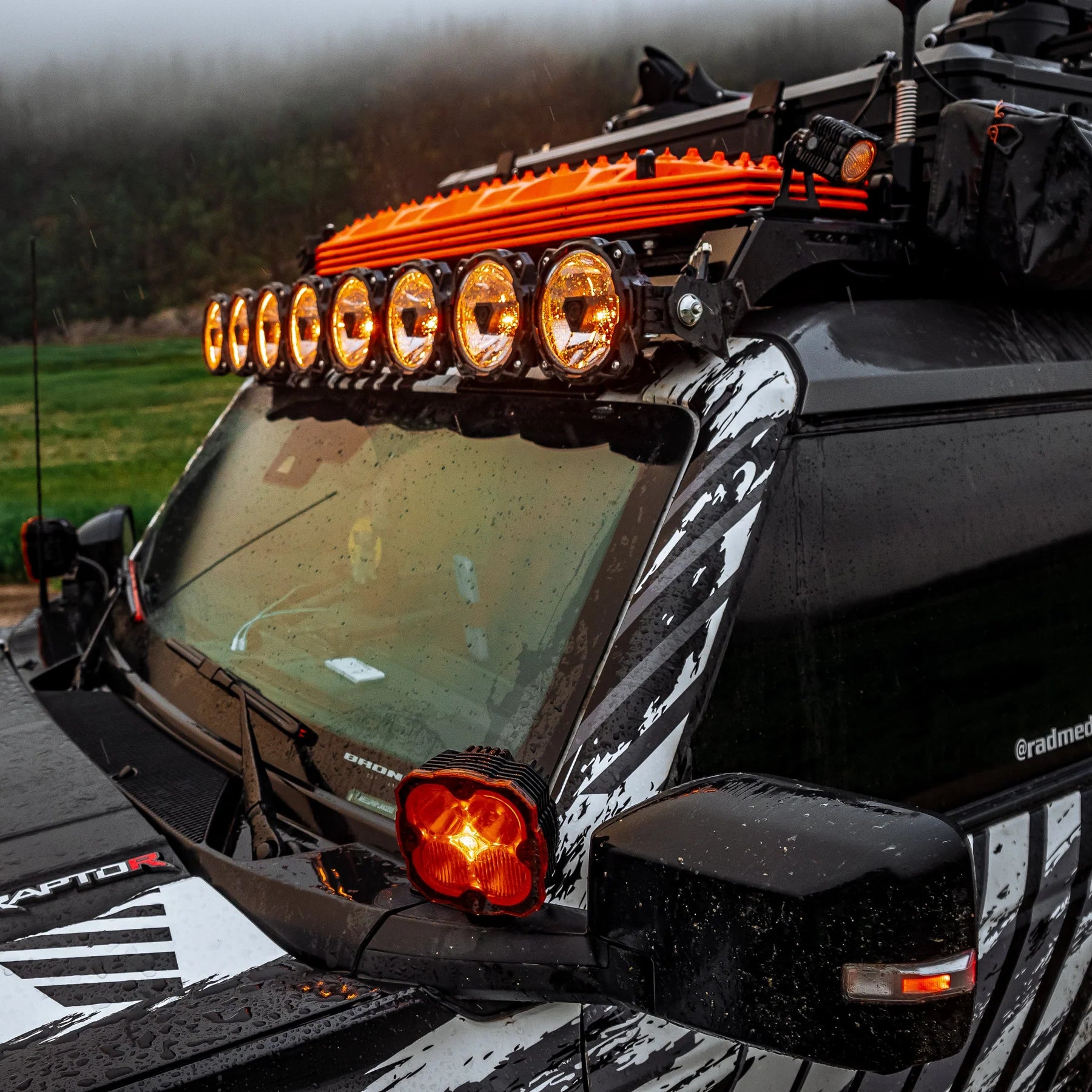 TrailRax KC light bar mount