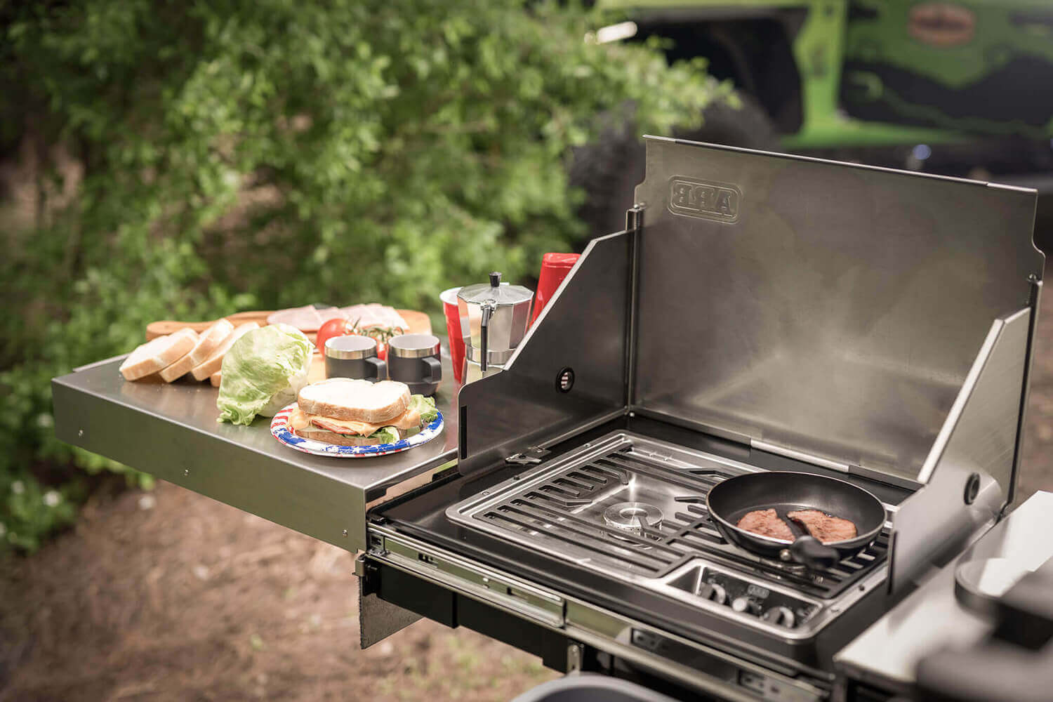 ARB - RDKNA1355 - Slide Out Camp Kitchen 1045mm – Overland Supply