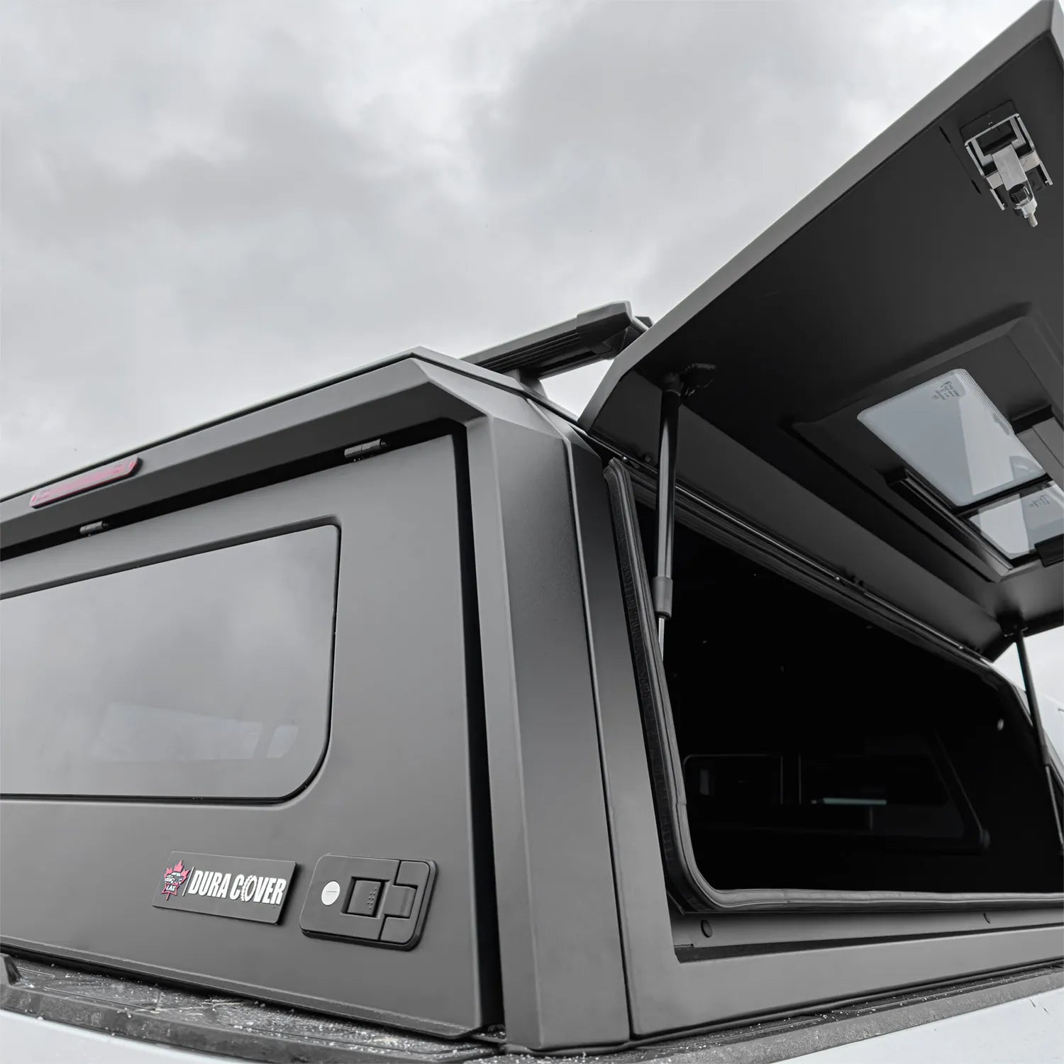Dura Cover 2016-2023 Toyota Tacoma | 5' Bed (60.3'') | 2nd-Gen Aluminum Truck Cap Canopy Hardtop | Urban Edition Sliding Windows image 1